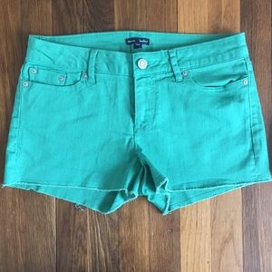 Gap Hadley cutoff shorts
